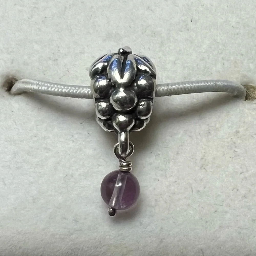 Pandora .925 Sterling Silver Grapes Bunch Dangle Charm Amethyst EUC ALE #292